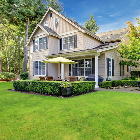 Why Your Grass Turns Brown in a Georgia Summer (And How to Fix It) Thumbnail